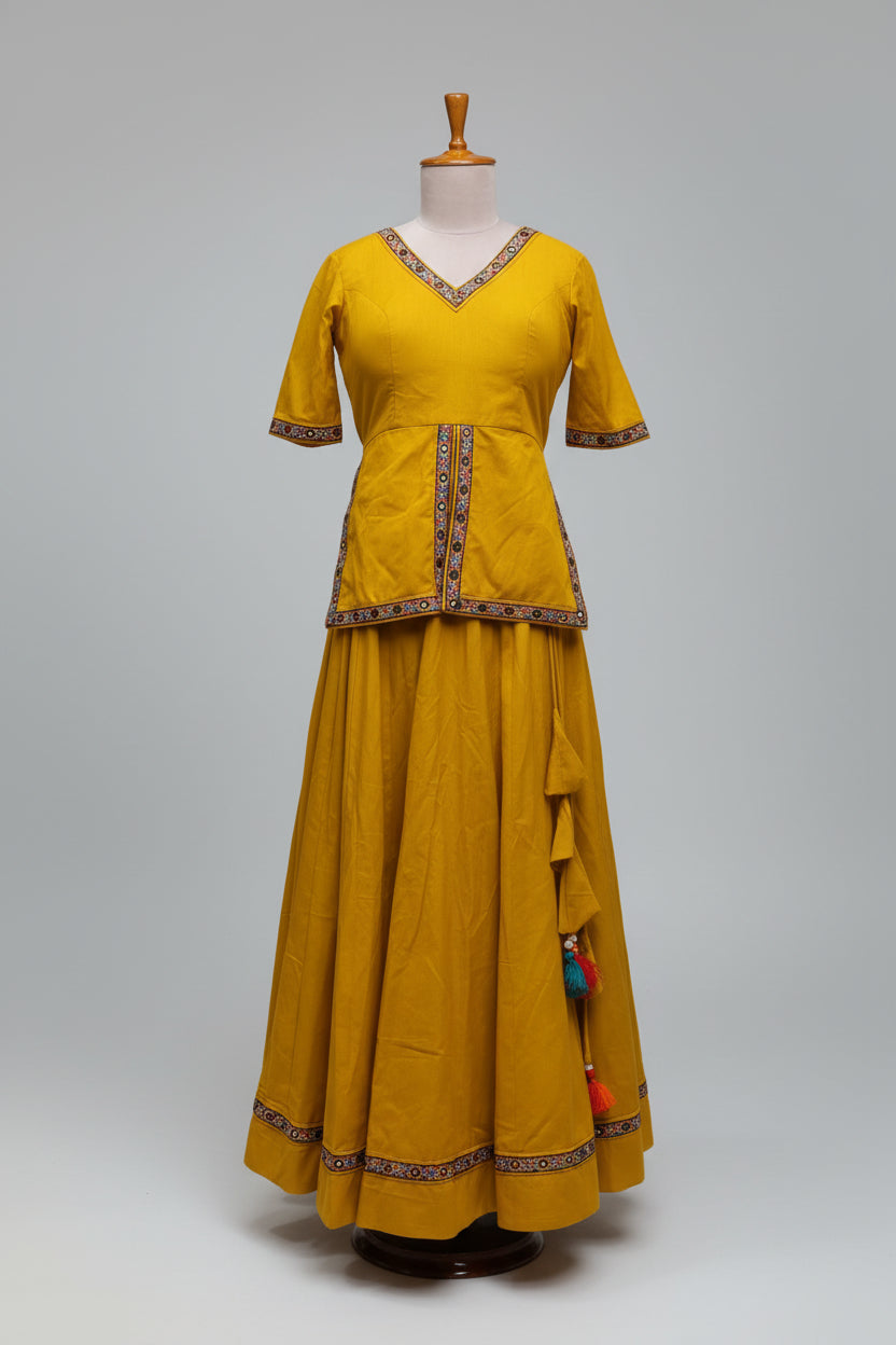 NOMADIC ECHO CHOLI SET D
