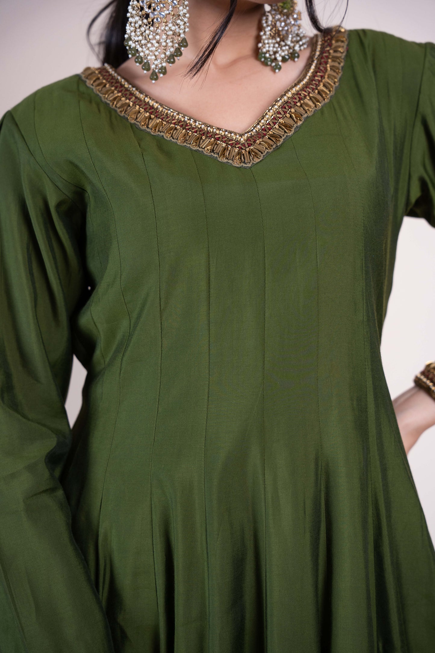 Mehndi Riwaayat Anarkali With Golden Duppta