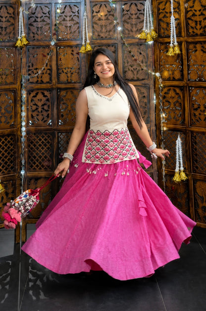 Aanya Embroidered Kurti & Lehariya Skirt Set