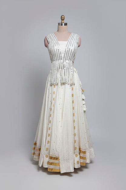 WHITE PEACOCK SET D