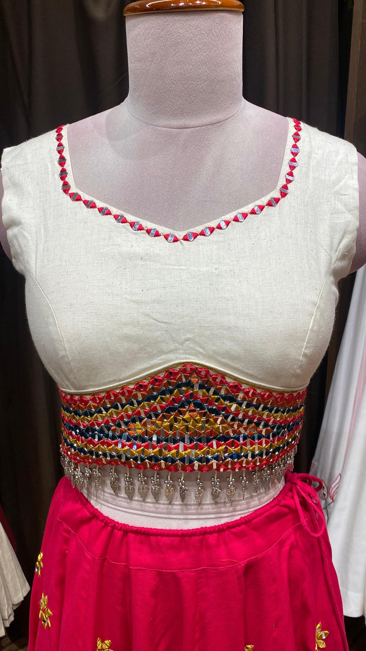 NOOR E NAVRATRI SET D